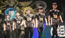 lpl最新爆料rng,RNG战队动向揭秘，新赛季蓄势待发！